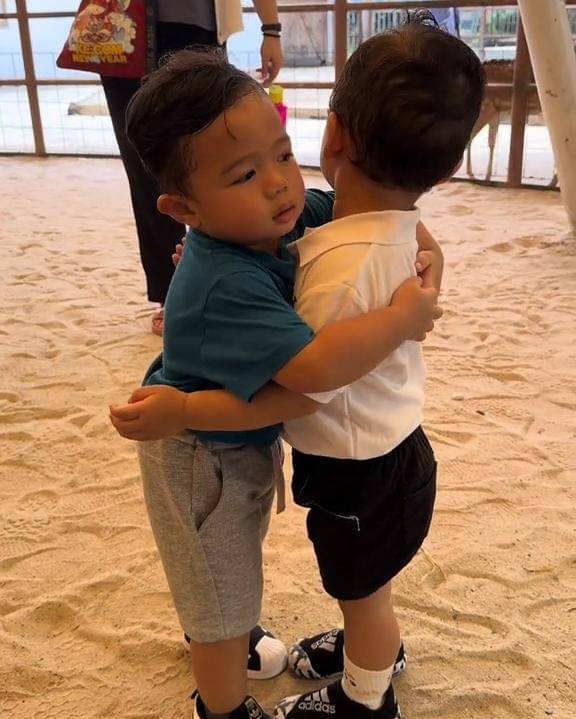 TikTok.com/abe_daily